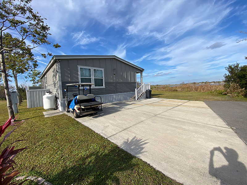Screen enclosures. Screening a lanai. Screen enclosures near me. Sunrooms Orlando Florida. Poop Lanai. Sunroom Orando fl. Lanai Patio enclosure. Patio enclosure suppliers. Patio cover with screen. Pool enclosure florida. patio cover screen. florida screened in porch. screen patio covers. pool screen enclosures florida. screen pool enclosures florida. patio screen enclosures near me. florida porches