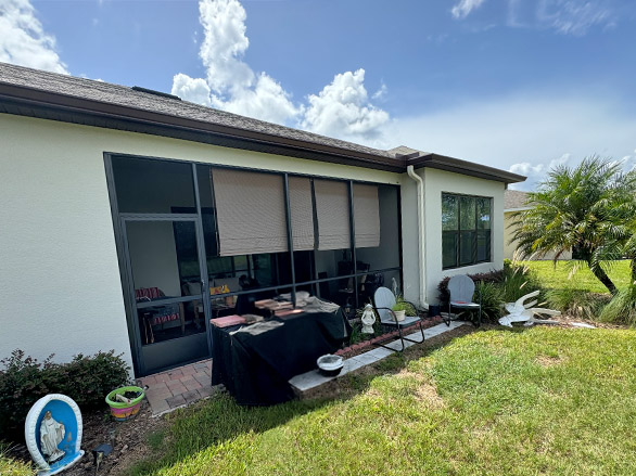 Screen enclosures. Screening a lanai. Screen enclosures near me. Sunrooms Orlando Florida. Poop Lanai. Sunroom Orando fl. Lanai Patio enclosure. Patio enclosure suppliers. Patio cover with screen. Pool enclosure florida. patio cover screen. florida screened in porch. screen patio covers. pool screen enclosures florida. screen pool enclosures florida. patio screen enclosures near me. florida porches