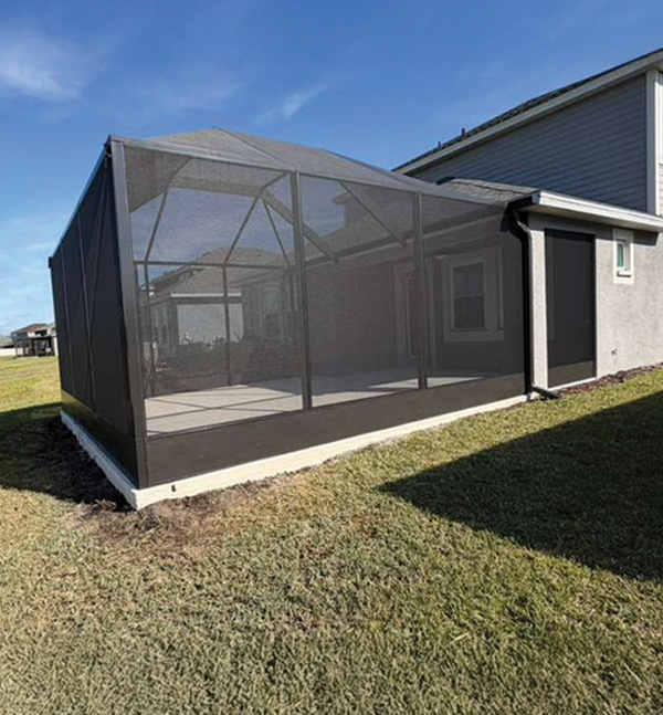 After photo of screen enclosure installation in Lakeland, Florida by MD Construction that the customer left a 5 star review.