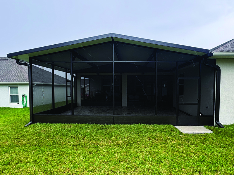 screen-room-installation-by-md-construction-outside-view Front view of newly installed screen room by MD Construction in Lakeland, FL.